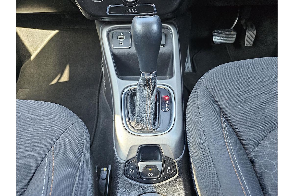 2017 Jeep Compass Longitude M6