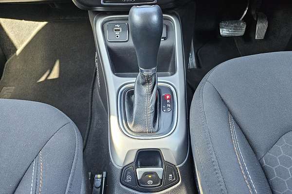 2017 Jeep Compass Longitude M6