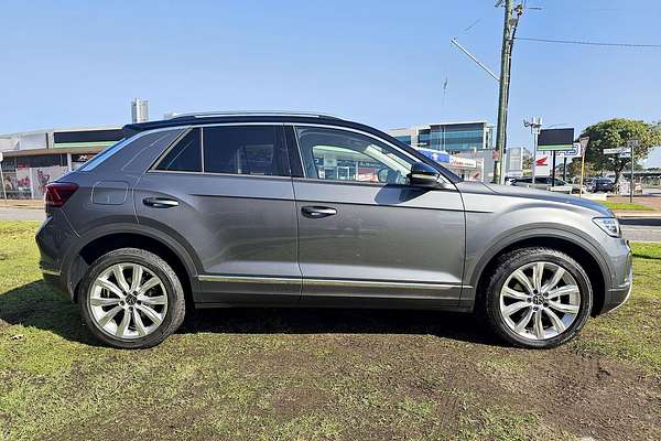 2022 Volkswagen T-Roc 110TSI Style D11
