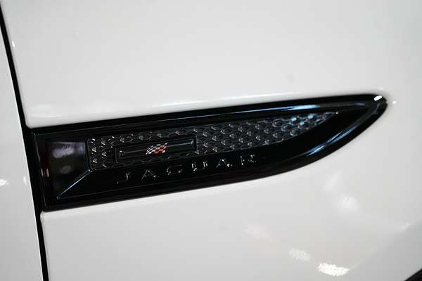 2020 Jaguar E-PACE P250 Chequered Flag X540