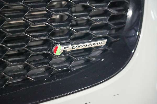 2020 Jaguar E-PACE P250 Chequered Flag X540