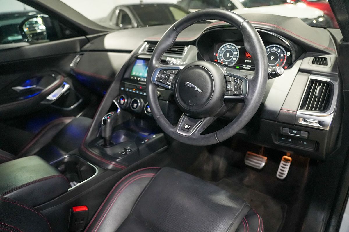 2020 Jaguar E-PACE P250 Chequered Flag X540