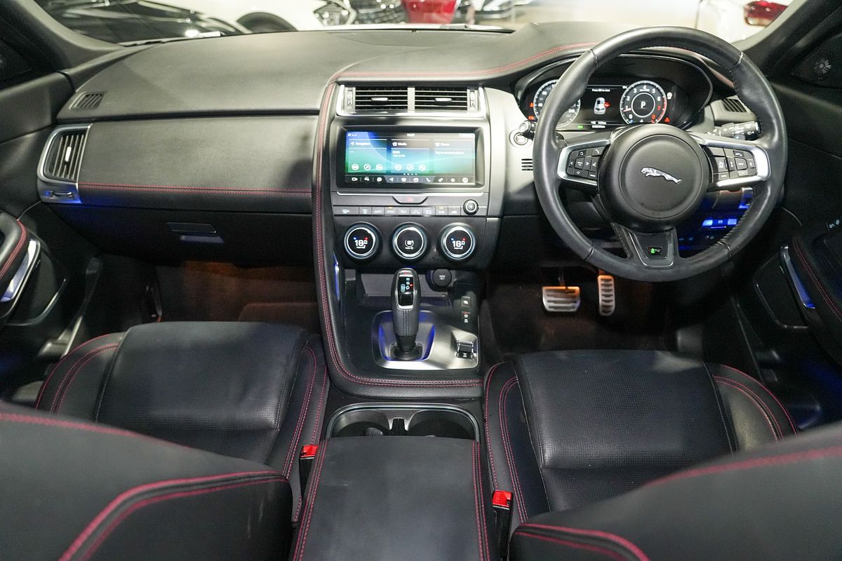 2020 Jaguar E-PACE P250 Chequered Flag X540