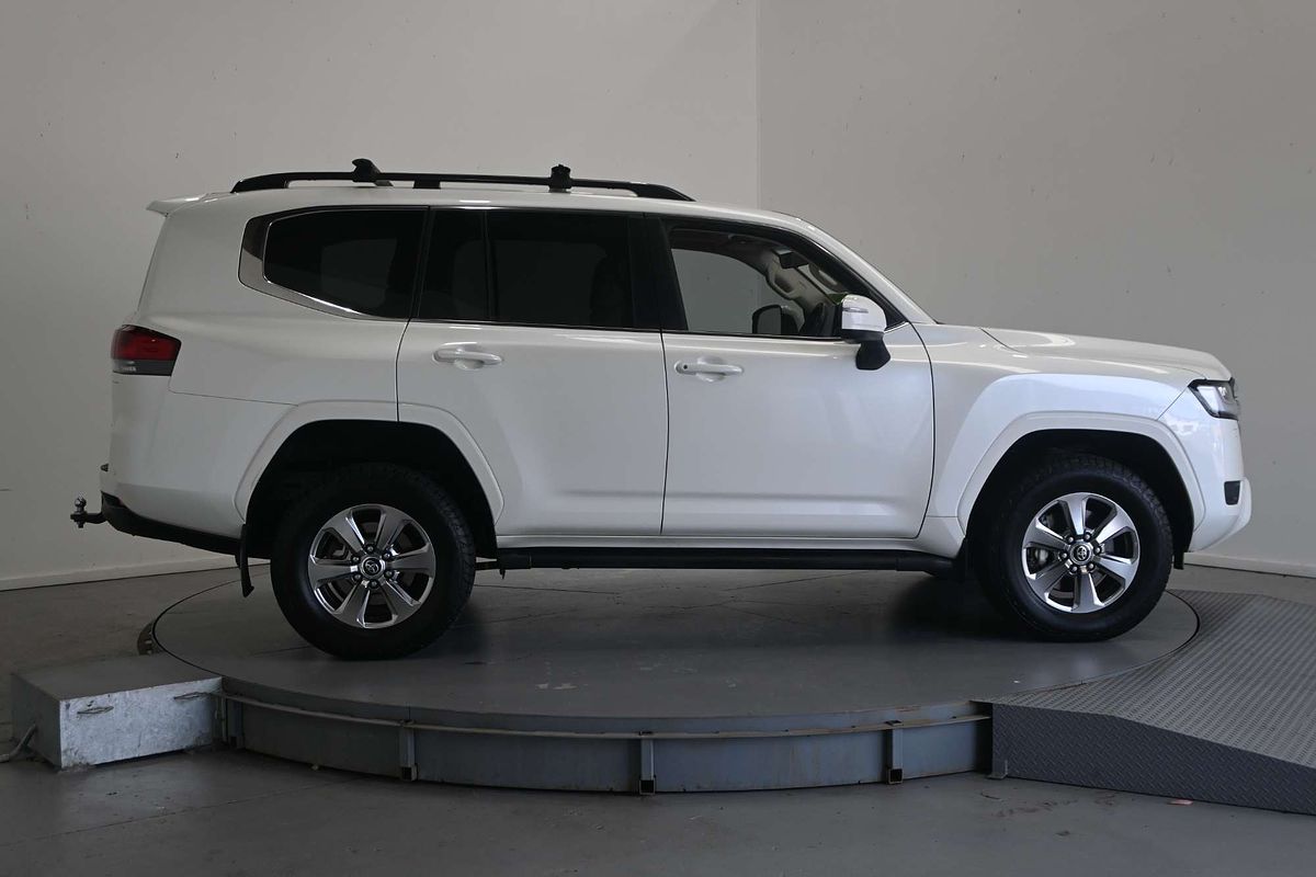 2022 Toyota Landcruiser VX FJA300R