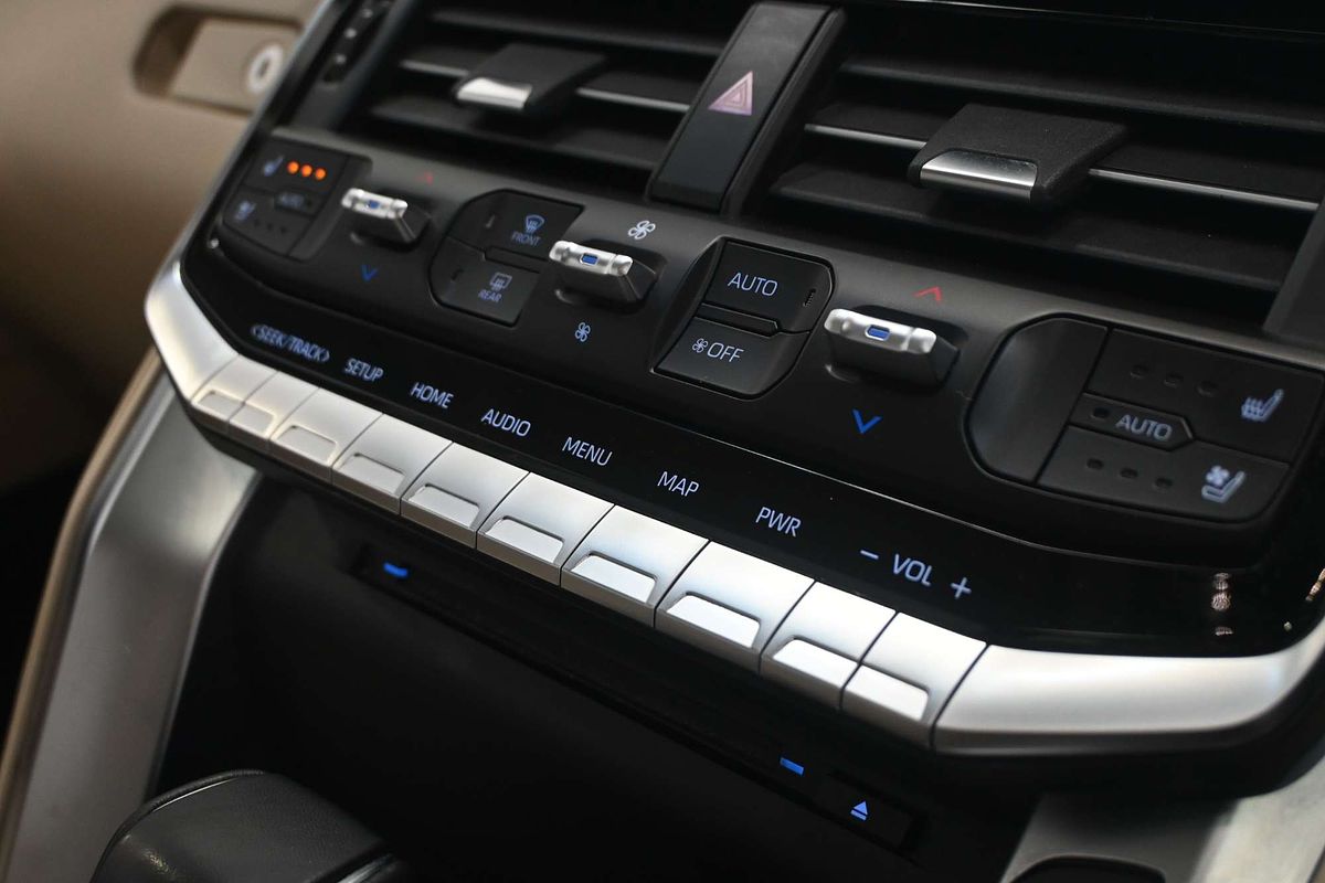 2022 Toyota Landcruiser VX FJA300R