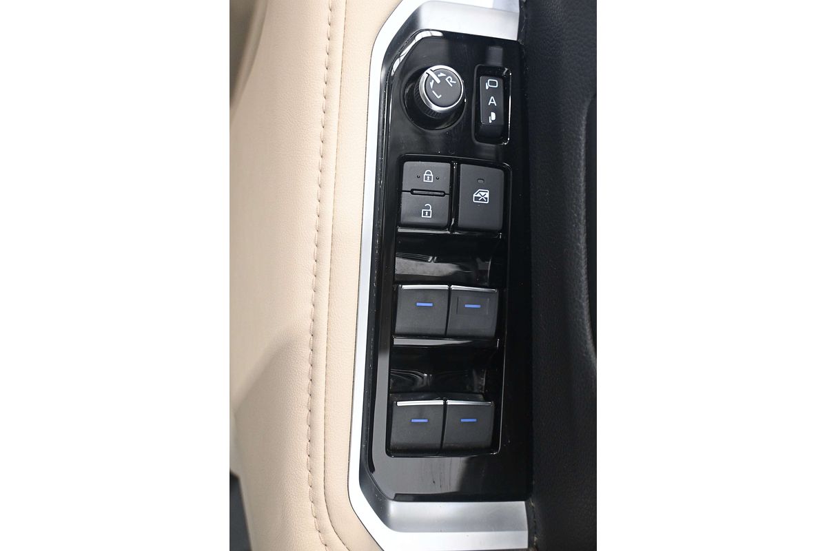 2022 Toyota Landcruiser VX FJA300R