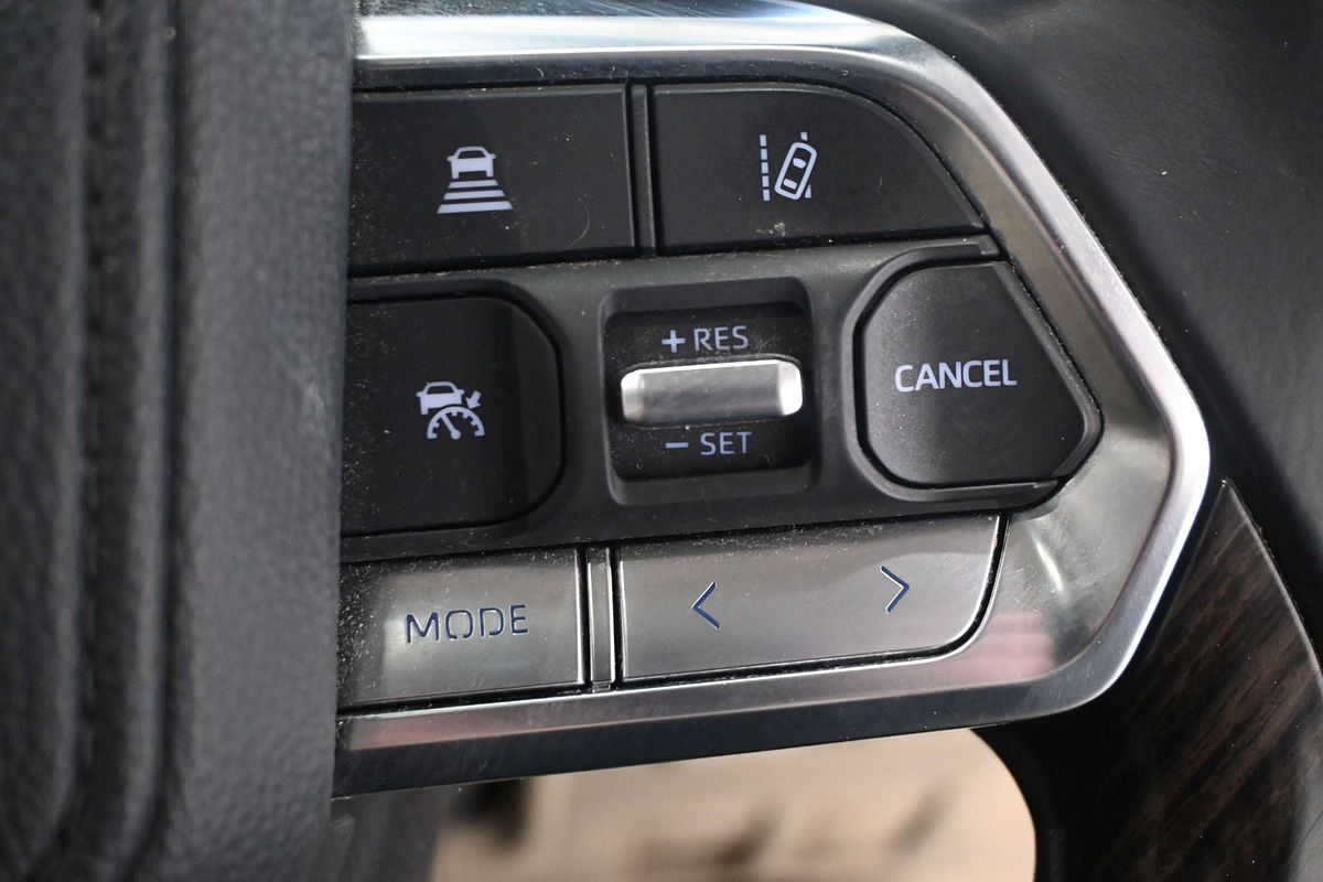 2022 Toyota Landcruiser VX FJA300R