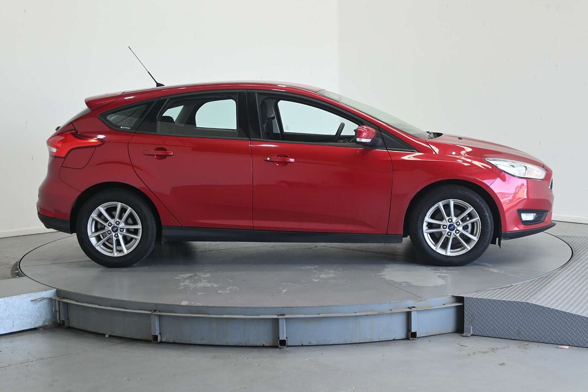 2015 Ford Focus TREND LZ