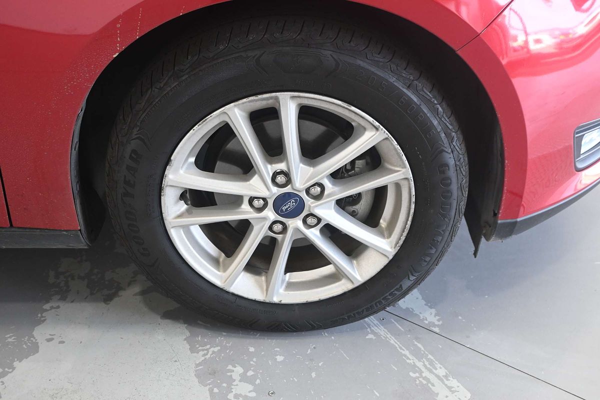 2015 Ford Focus TREND LZ