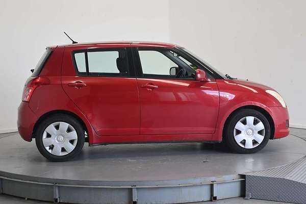 2009 Suzuki Swift  EZ 07 UPDATE