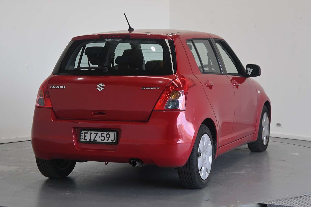 2009 Suzuki Swift  EZ 07 UPDATE