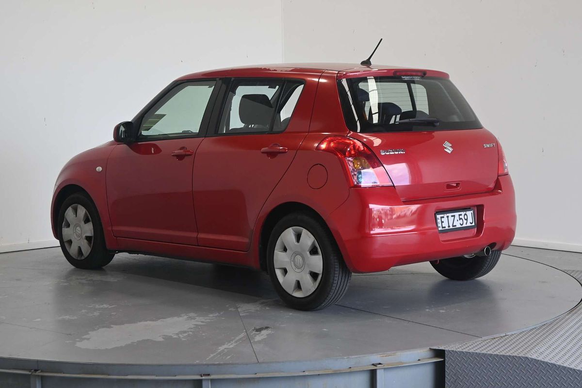 2009 Suzuki Swift  EZ 07 UPDATE