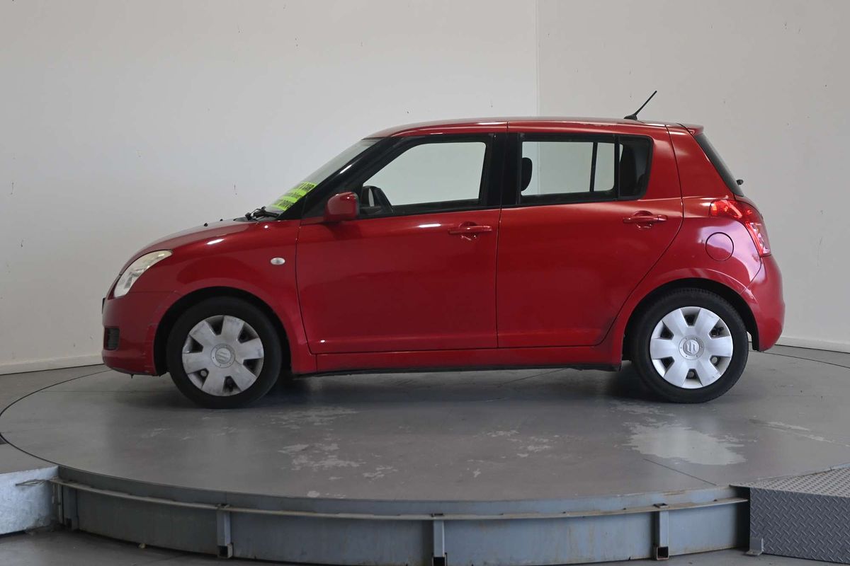 2009 Suzuki Swift  EZ 07 UPDATE