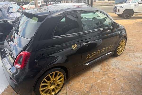 2024 Abarth 695 75 Anniversario