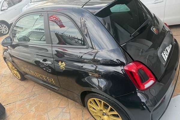 2024 Abarth 695 75 Anniversario