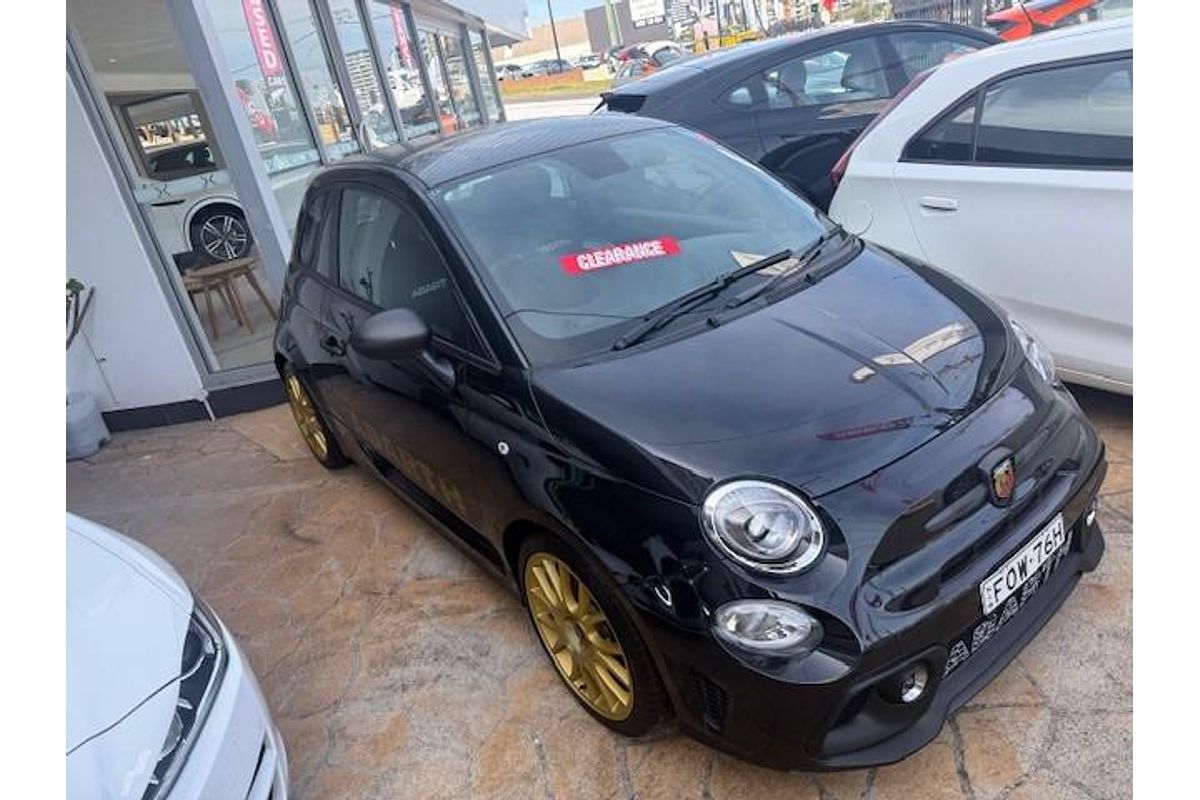 2024 Abarth 695 75 Anniversario