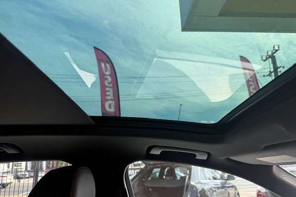 2020 Audi Q3 40 TFSI S line F3