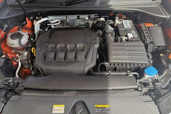 2020 Audi Q3 40 TFSI S line F3