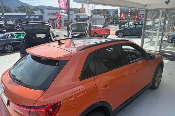 2020 Audi Q3 40 TFSI S line F3
