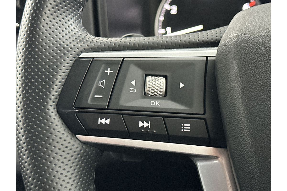 2024 Mitsubishi Outlander LS ZM