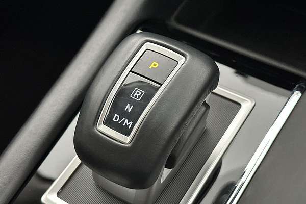 2024 Mitsubishi Outlander LS ZM