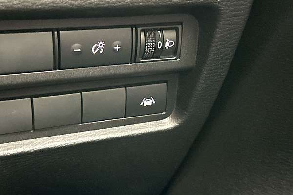 2024 Mitsubishi Outlander LS ZM
