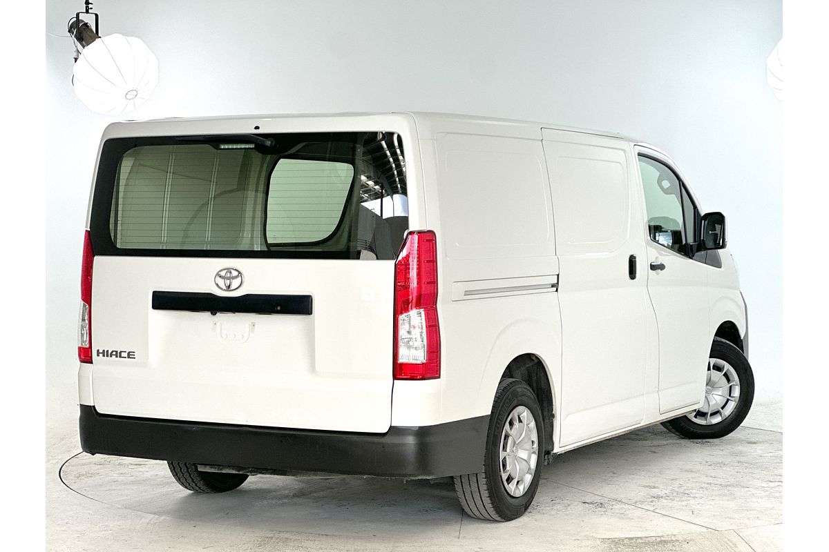 2024 Toyota Hiace GDH300R LWB