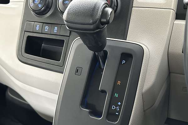 2024 Toyota Hiace GDH300R LWB