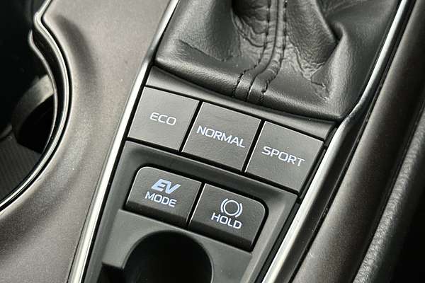 2024 Toyota Camry Ascent AXVH70R