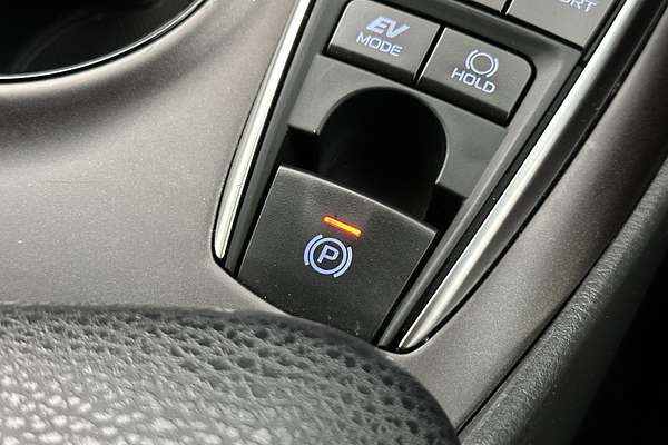 2024 Toyota Camry Ascent AXVH70R