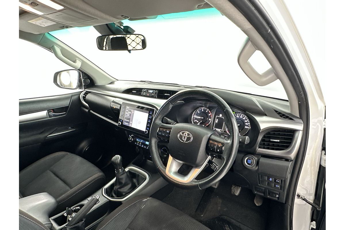 2020 Toyota Hilux SR5 GUN126R 4X4