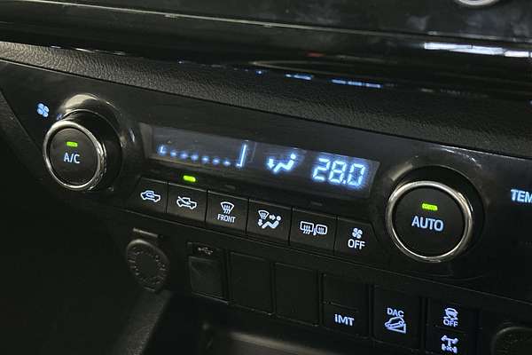 2020 Toyota Hilux SR5 GUN126R 4X4