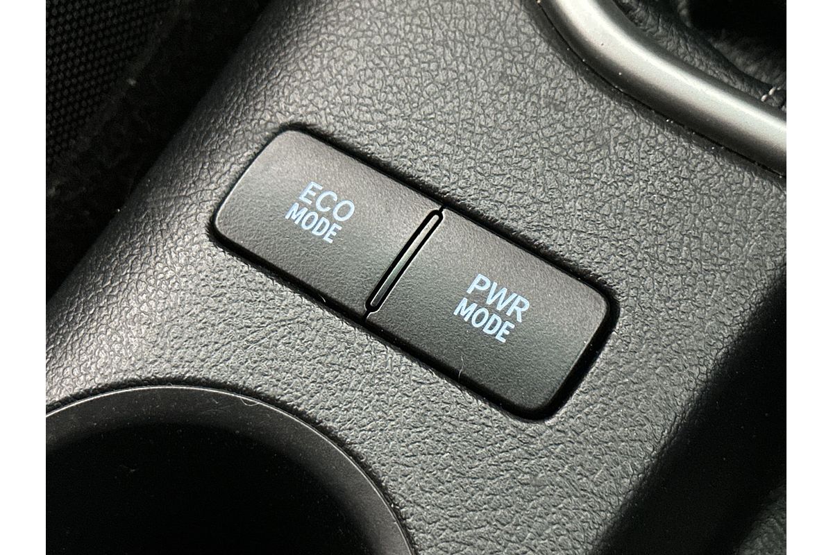 2020 Toyota Hilux SR5 GUN126R 4X4