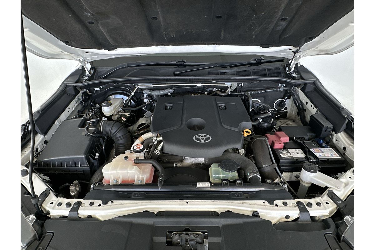 2020 Toyota Hilux SR5 GUN126R 4X4