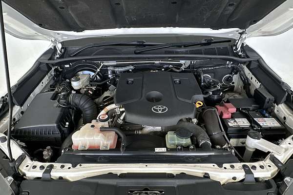 2020 Toyota Hilux SR5 GUN126R 4X4