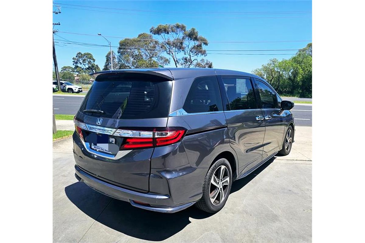 2015 Honda Odyssey VTi-L 5th Gen