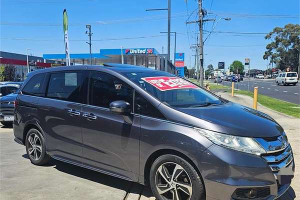 2015 Honda Odyssey VTi-L 5th Gen