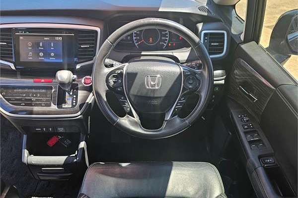 2015 Honda Odyssey VTi-L 5th Gen