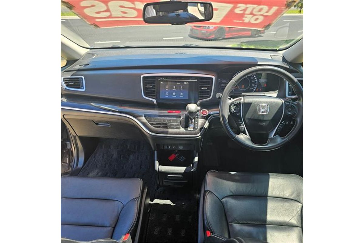 2015 Honda Odyssey VTi-L 5th Gen