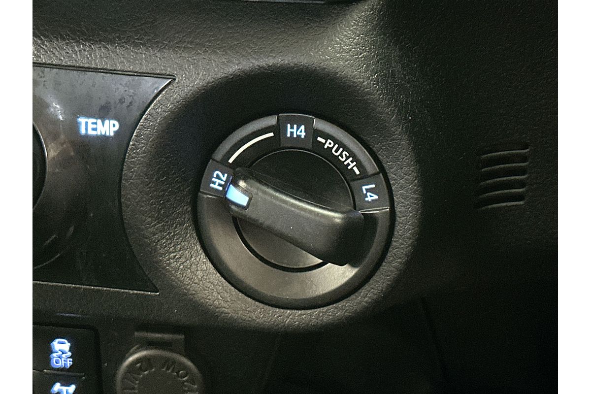 2020 Toyota Hilux SR5 GUN126R 4X4