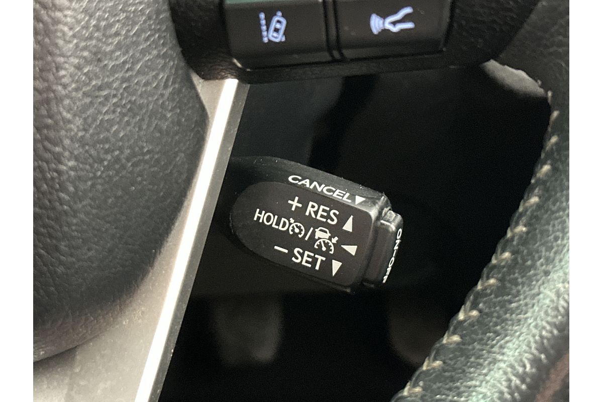2020 Toyota Hilux SR5 GUN126R 4X4