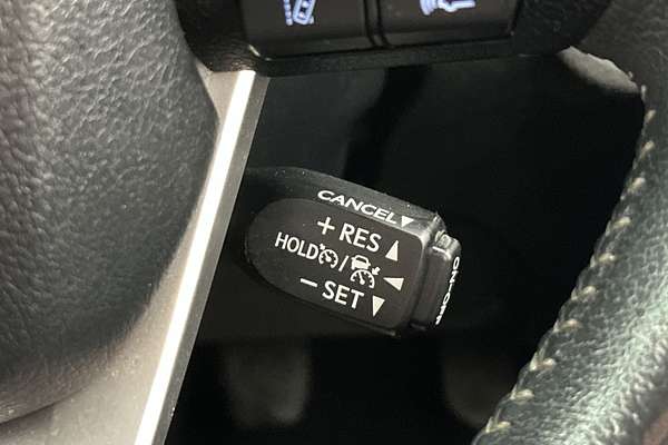 2020 Toyota Hilux SR5 GUN126R 4X4