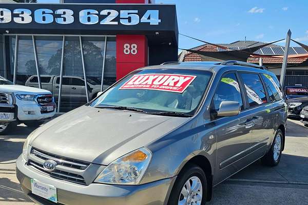 2009 Kia Grand Carnival Platinum VQ