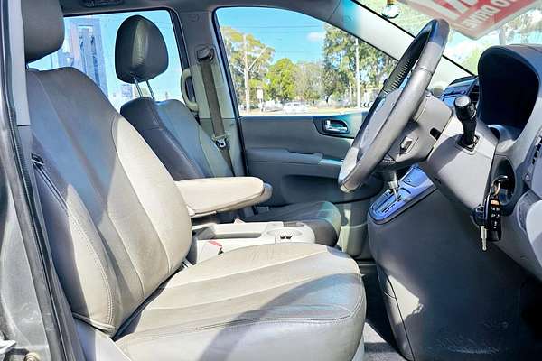 2009 Kia Grand Carnival Platinum VQ