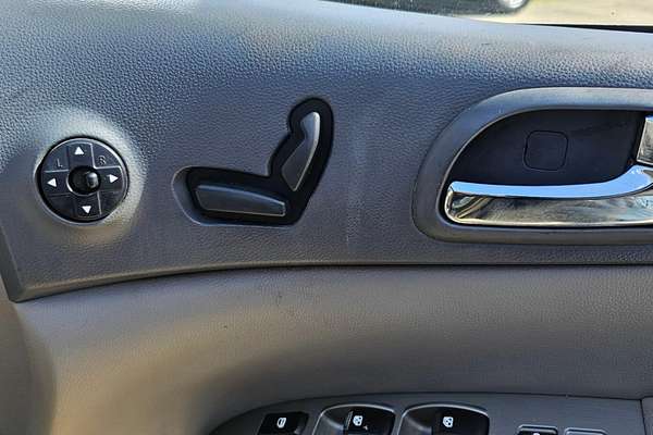 2009 Kia Grand Carnival Platinum VQ