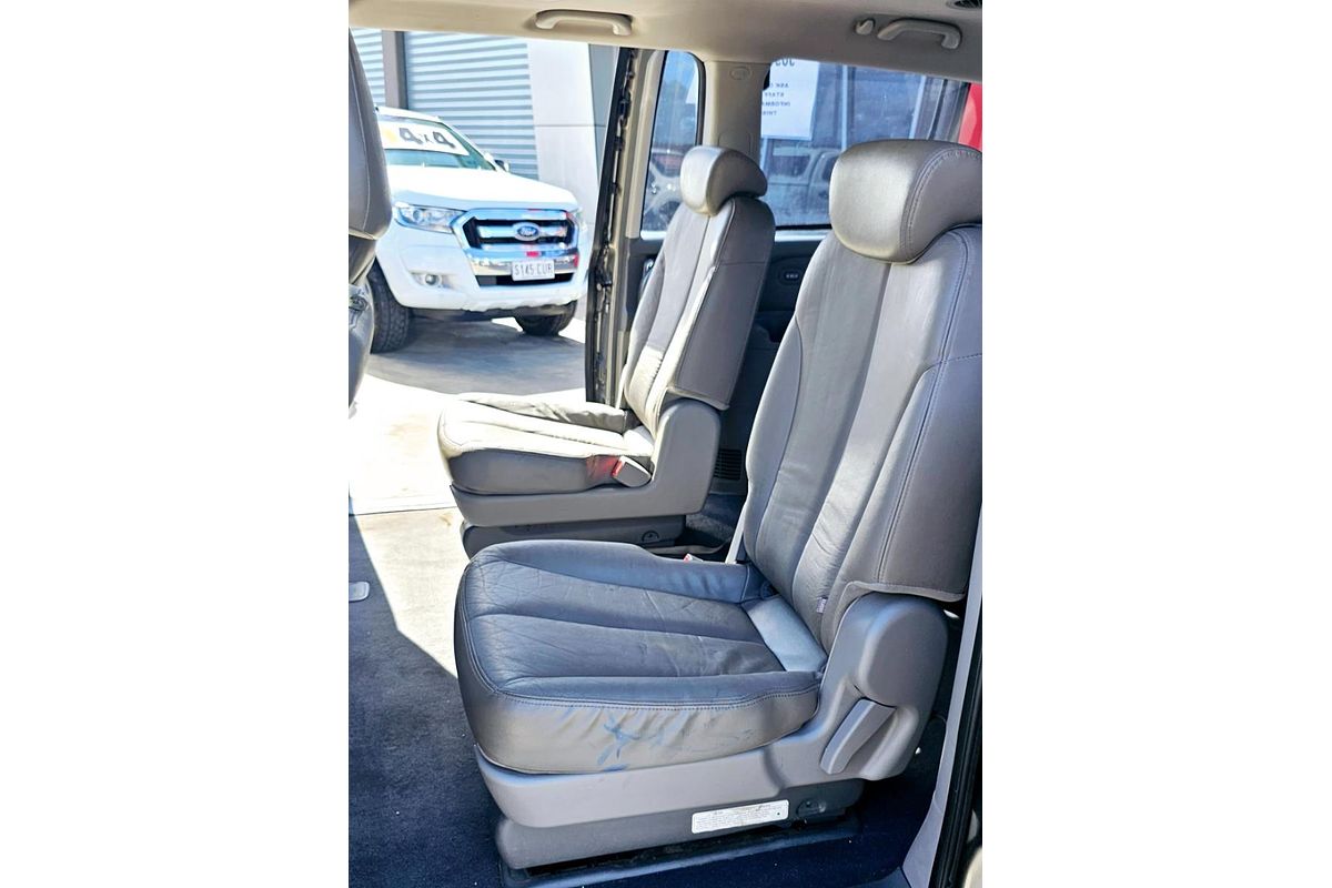 2009 Kia Grand Carnival Platinum VQ