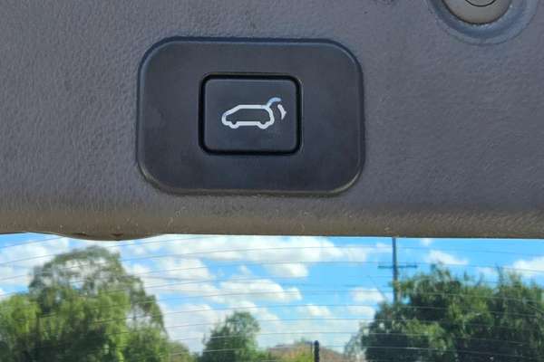 2009 Kia Grand Carnival Platinum VQ