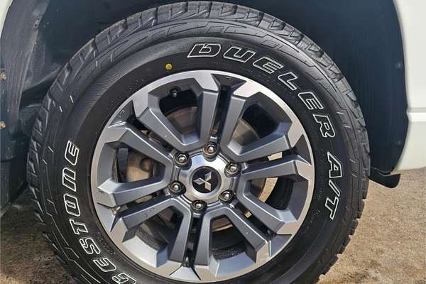 2019 Mitsubishi Triton GLS Premium MR 4X4