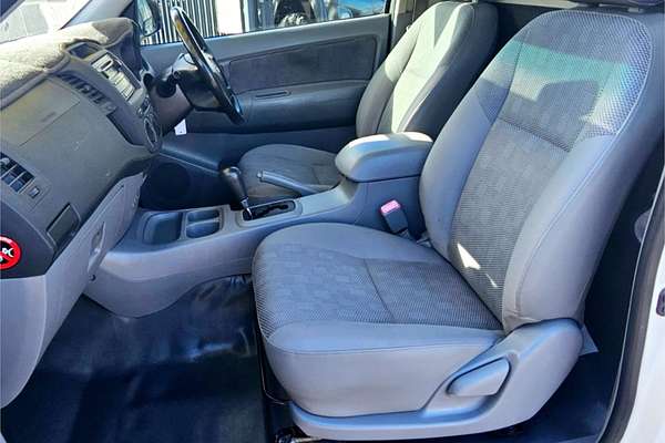 2008 Toyota Hilux SR GGN15R Rear Wheel Drive