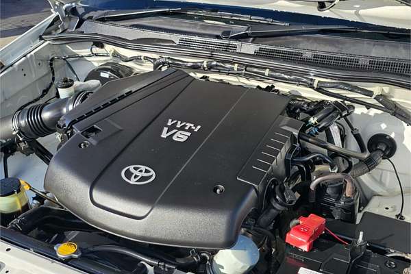 2008 Toyota Hilux SR GGN15R Rear Wheel Drive